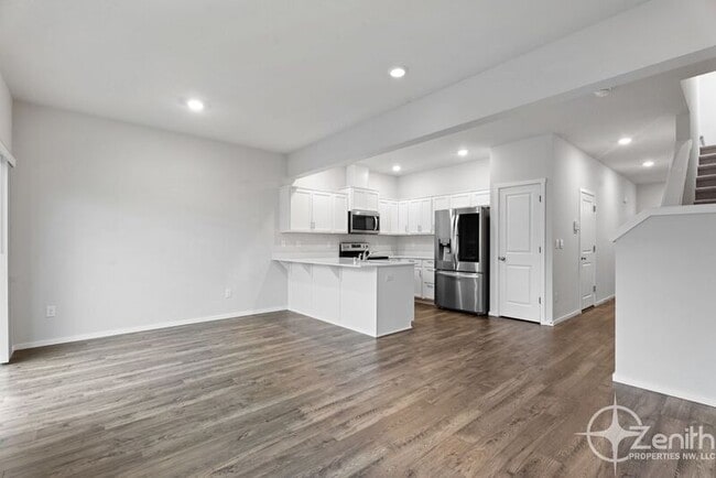 Building Photo - 13748 NE 66th Wy Rental