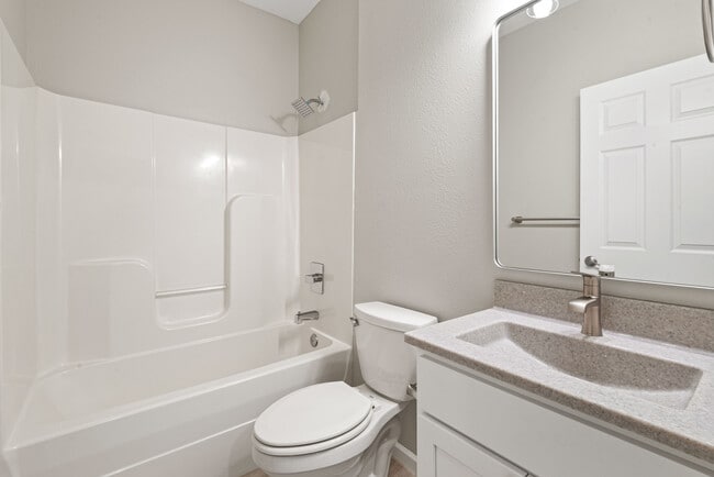 Photo - 1222 Bertrand St