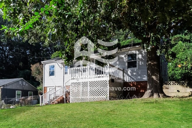 Photo - 663 Seymour Dr