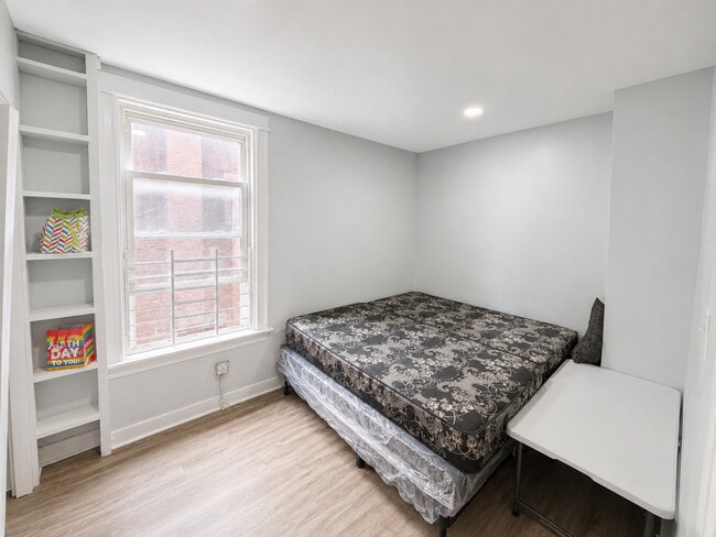Photo - 7621 S Eberhart Ave