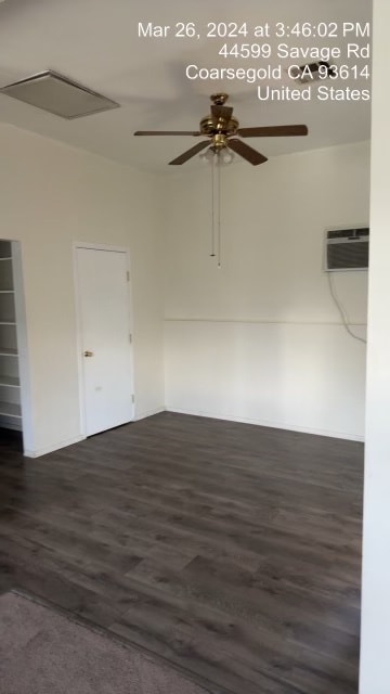 Photo - 44599 Savage Rd