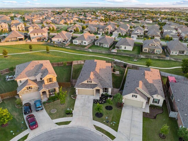 Photo - 489 Shale Cir
