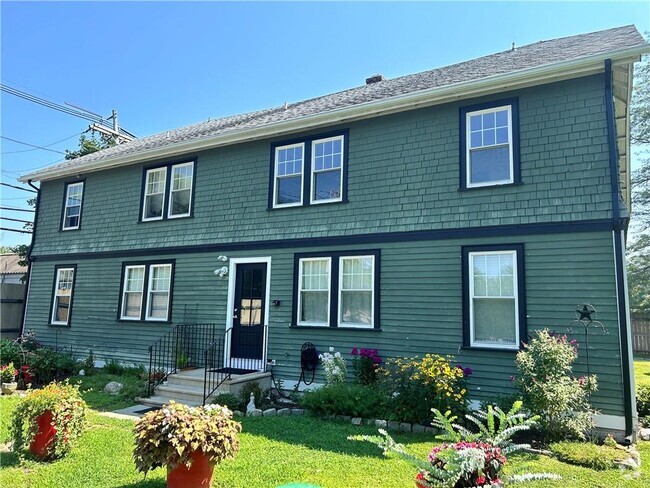 Building Photo - 20 W Allenton Rd Unit 2 Rental