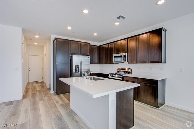 Building Photo - 2527 Venetia Pointe St Rental