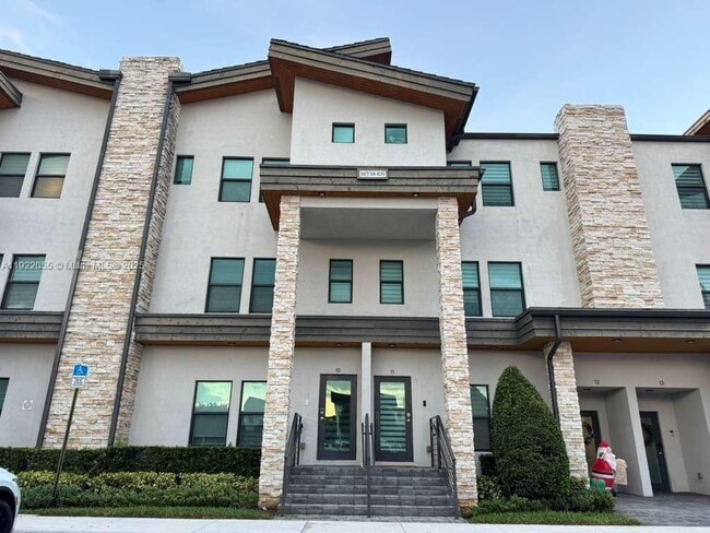 Photo - 10473 NW 82nd St Unit 10