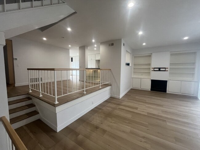 Photo - 22 Gretel Ct