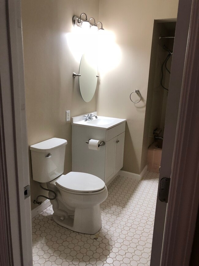 Photo - 2188 E Parkwood Ave