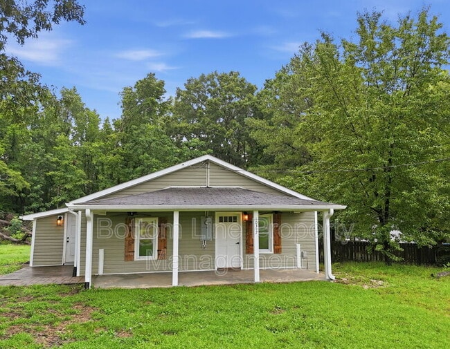 Photo - 10317 NC 42