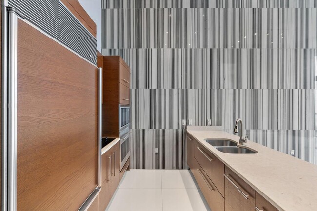 Photo - 475 Brickell Ave Unit 2812