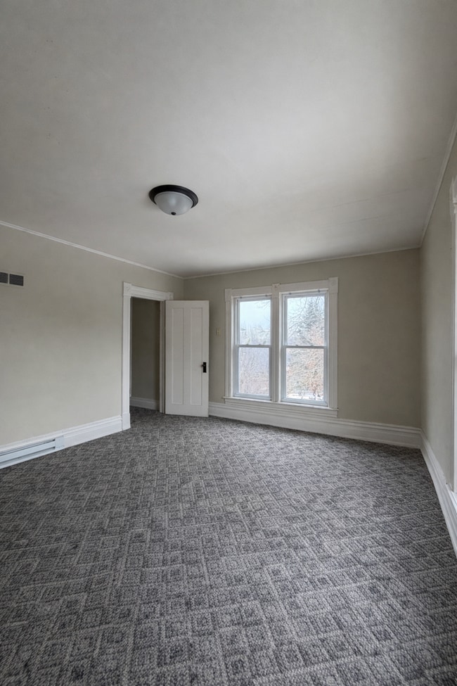 Photo - 119 S 3rd St Unidad 3