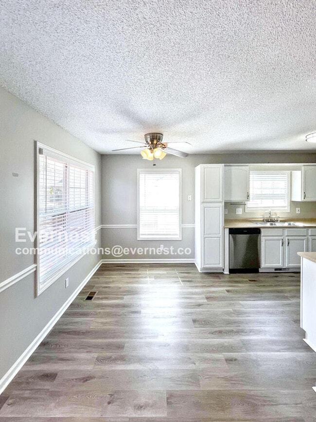 Photo - 3397 Bradfield Dr