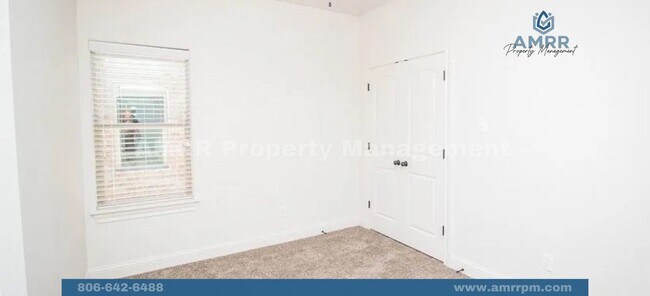 Photo - 1704 102nd St Unidad Fox Ridge - 1704 102nd Street  A