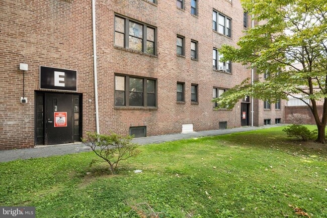 Photo - 0 Garrett Rd Unidad E-201