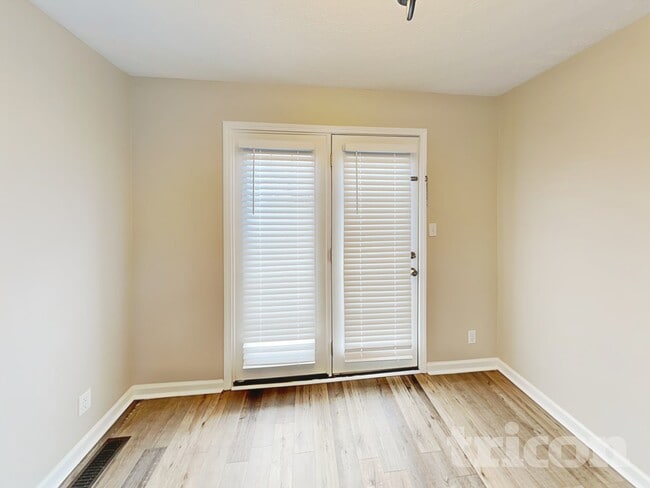 Photo - 629 Wolfchase Dr