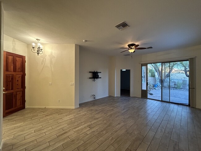 Photo - 5102 N Pinnacle Point Dr