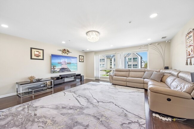 Photo - 673 Fountainview Dr