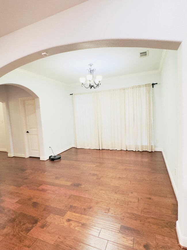 Photo - 7603 Bridge Water Cir