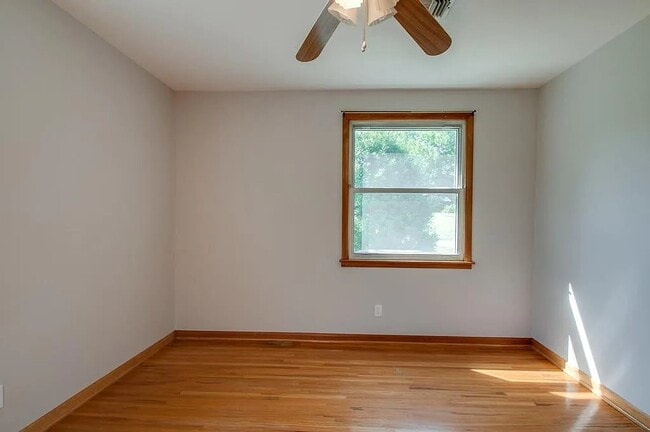Photo - 2700 Nodyne Dr