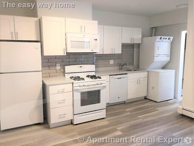 Building Photo - 254 Windsor St Unit #3R Rental