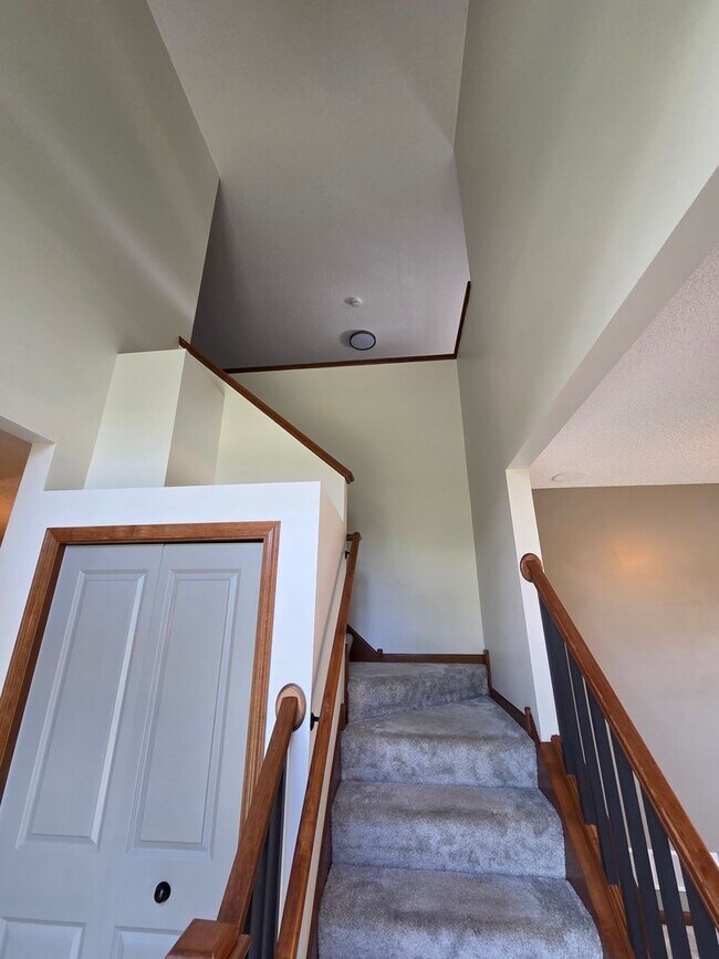 Photo - Stylish and Inviting; The Townhouse of Your Dreams!