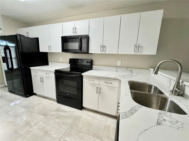 Photo - 14922 Par Club Cir