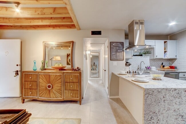 Photo - Fully furnished condo unit - all bills paid