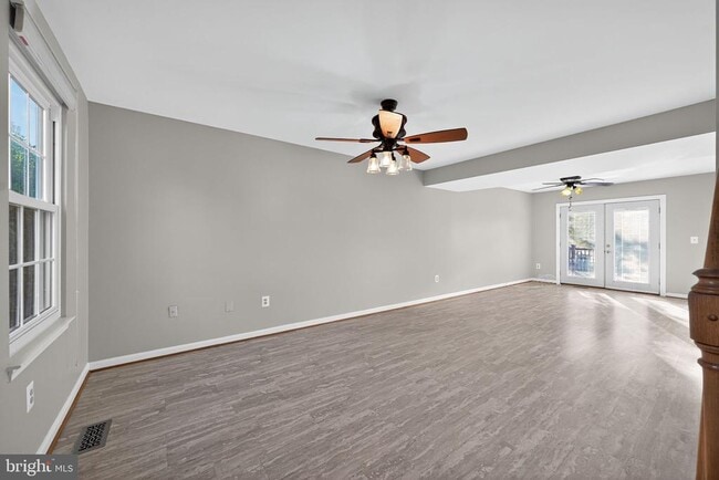 Photo - 7850 Greengate Way
