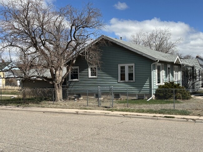 Photo - 1602 E 20th St
