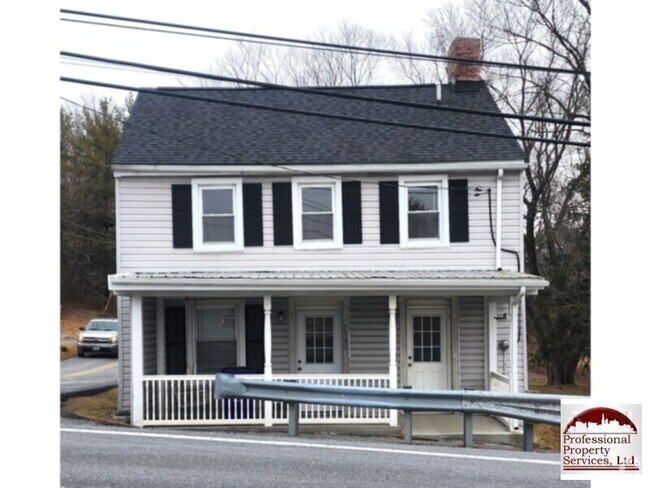 Building Photo - Cozy Country Living with Modern Updates Rental