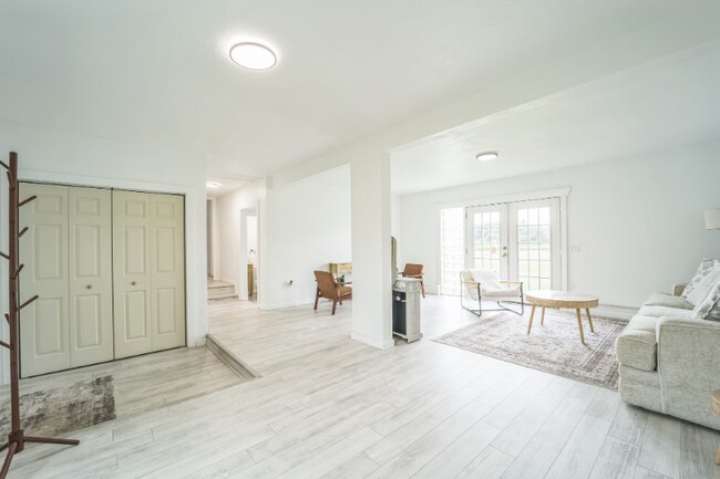 Photo - 1323 Whitehouse Trail