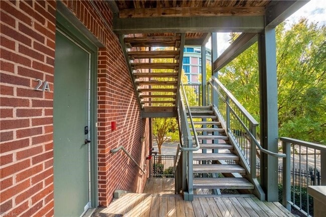 Photo - ST. PAULS PLACE