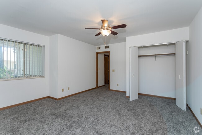 2BR, 1BA