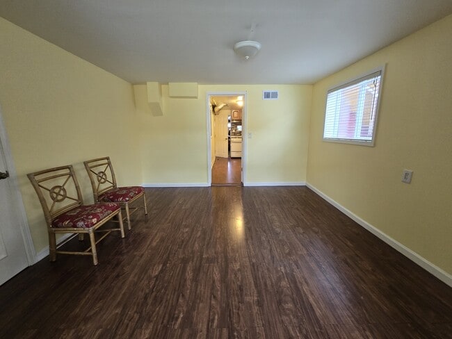 Photo - 706 Athens St