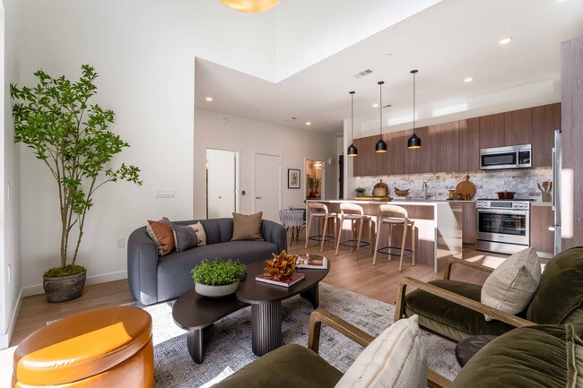 1 Riva Row-8 - 1 Riva Row