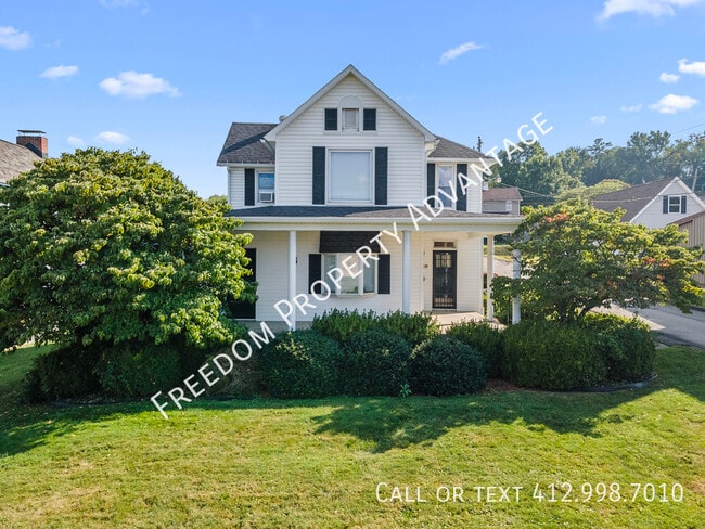 Building Photo - 536 Fayette St Rental
