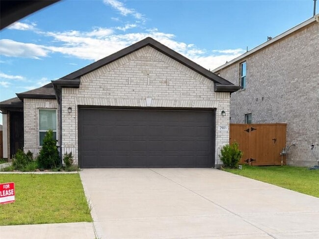 Building Photo - 2920 Grand Anse Dr