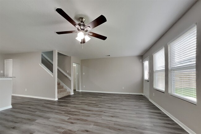 Photo - 16802 Accolade Way