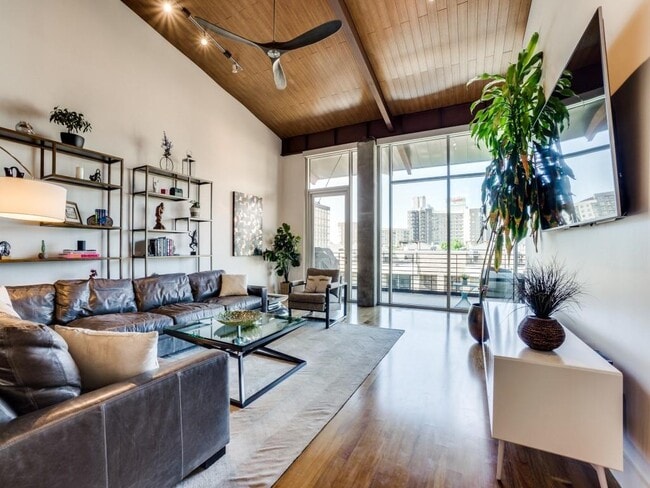 Photo - 3030 Bryan St Unit 445.1