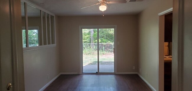 Photo - 4040 Shipyard Walk Unidad B