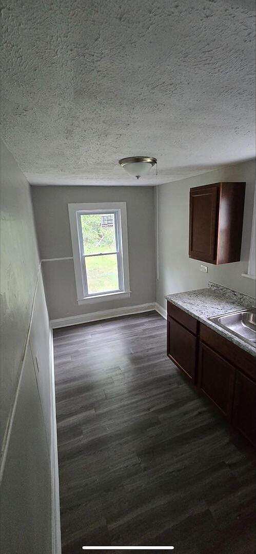 Photo - 875 E 144th St