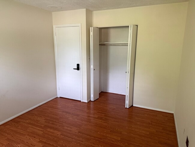 Photo - 9083 Meadow Heights Rd