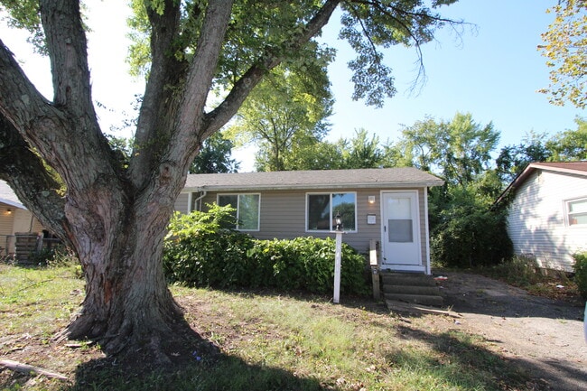 Photo - 3411 Clarkston Ave