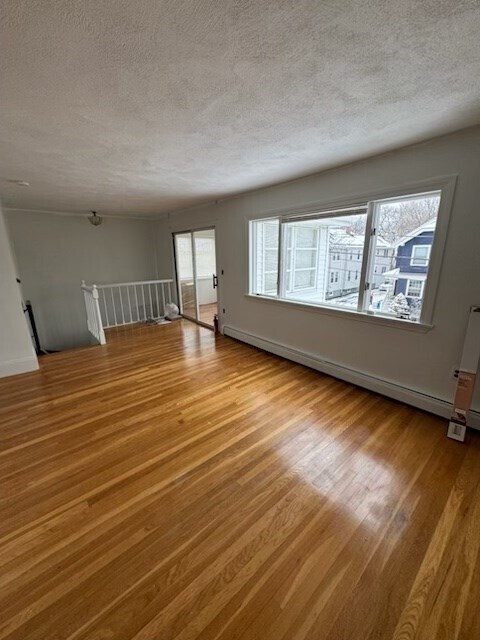 Photo - 16-18-18 Alfred Rd Unit 2