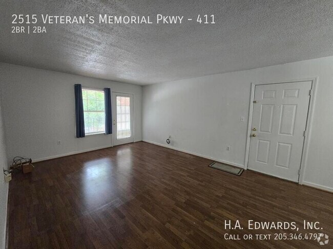 Building Photo - 2515 Veterans Memorial Pkwy Unit 411 Rental