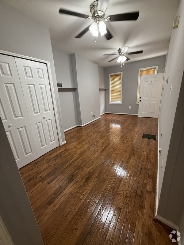 Building Photo - 925 N 28th St Rental
