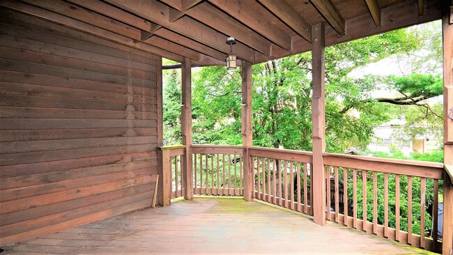 Back Deck - 7319 N Bell Ave Unit 2