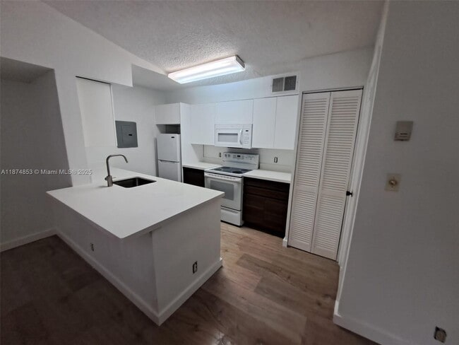 Building Photo - 2946 S University Dr Unit 7206 Rental