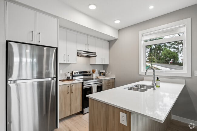 2BR, 2BA - 1,190SF - Kitchen