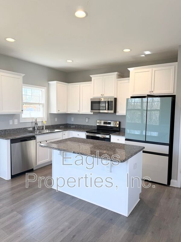 Photo - 472 Jackson Pond Dr