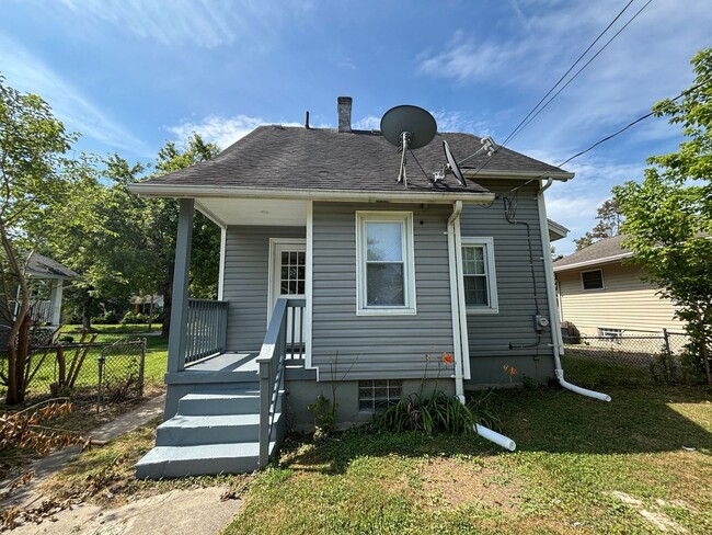 229 Bellaire Ave